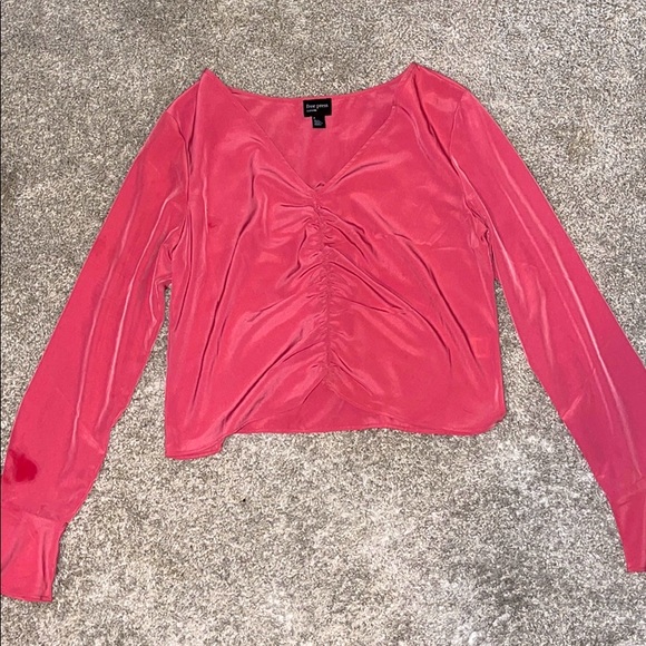 FREE PRESS Ruched bell sleeve top - Picture 1 of 3